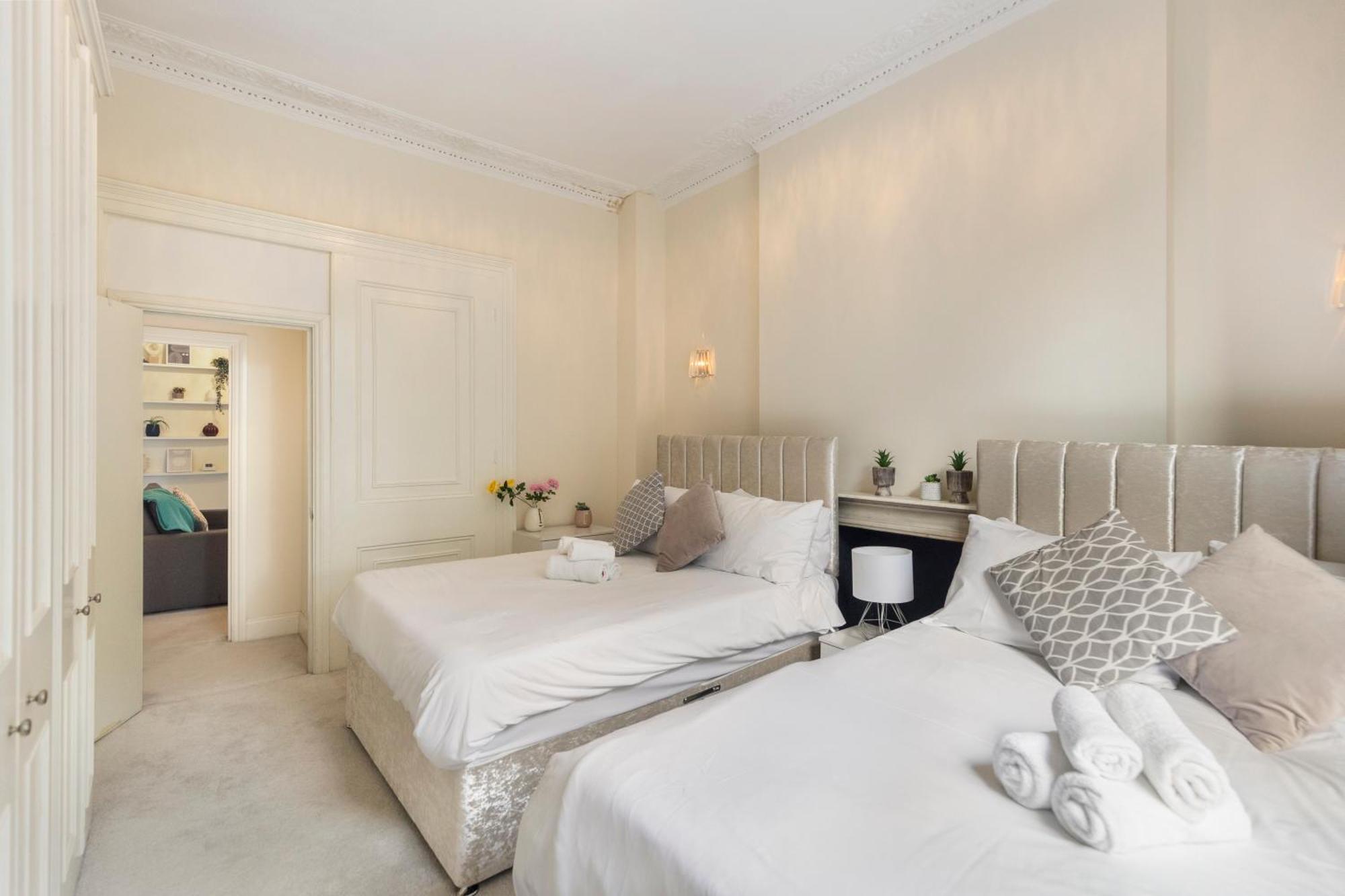 شقة Regent'S Square Charming Flat لندن المظهر الخارجي الصورة