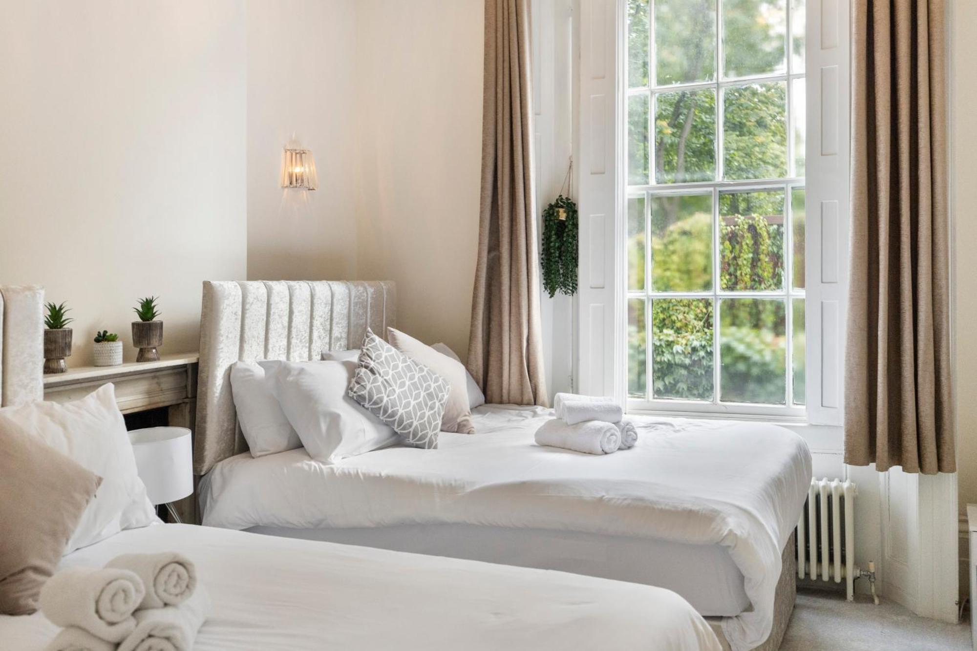 شقة Regent'S Square Charming Flat لندن المظهر الخارجي الصورة