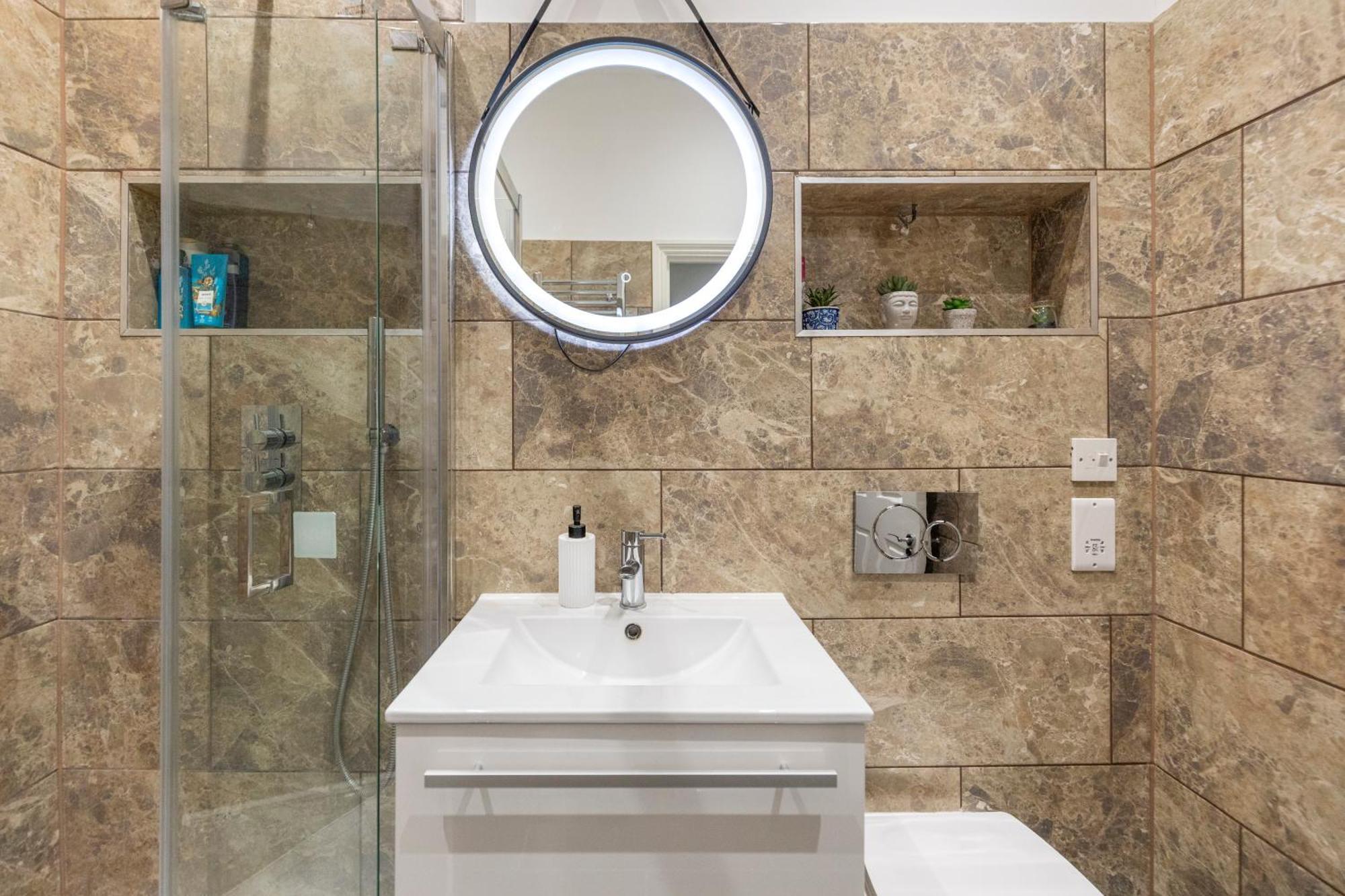 شقة Regent'S Square Charming Flat لندن المظهر الخارجي الصورة