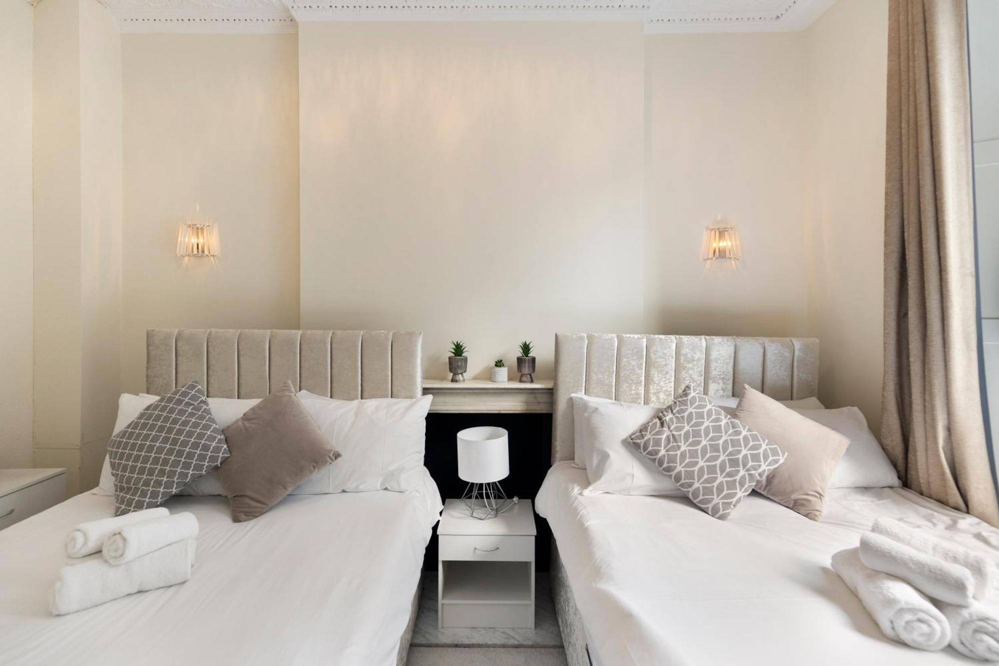 شقة Regent'S Square Charming Flat لندن المظهر الخارجي الصورة