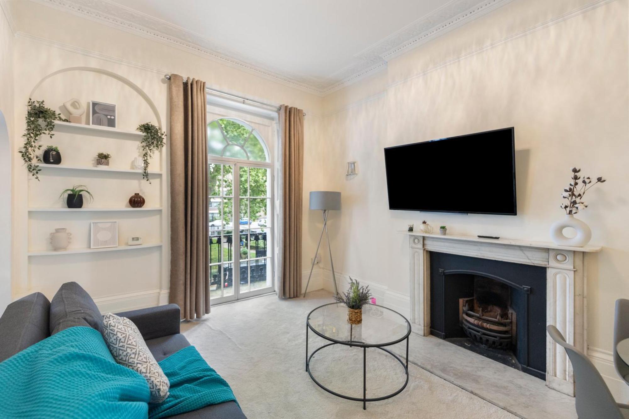شقة Regent'S Square Charming Flat لندن المظهر الخارجي الصورة